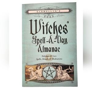 10/$20 Llewellyn's 2023 Witches' Spell-A-Day Almanac